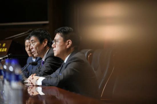 齐尔克泽本赛季在博洛尼亚出场19次打进8球助攻4次，球员身价3000万欧。